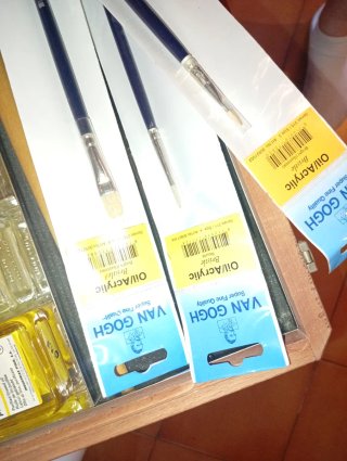 Maletín Van Gogh Óleos + Caballete + 5 lienzos .