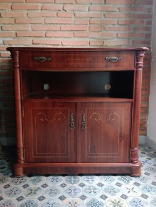 Mueble TV recibidor madera
