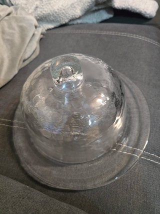 Quesera de cristal con tapa