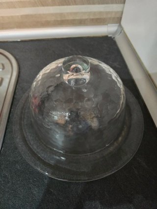 Quesera de cristal con tapa