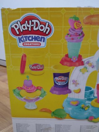 Play-Doh Kitchen Creations Heladería