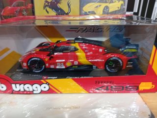 Coche a escala 1:18 Ferrari 499P Burago