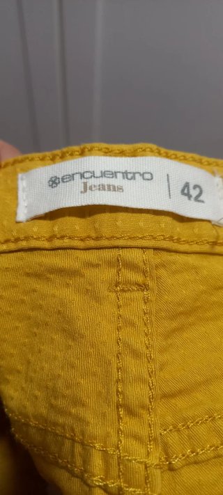 Pantalón Talla 42 Amarillo Texturizado