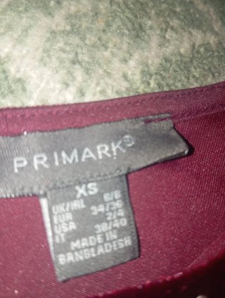 Blusa de terciopelo con pedrería