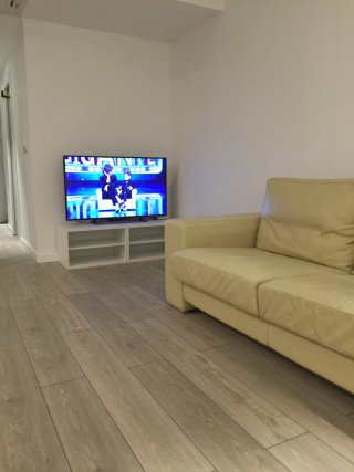 2 Sofás Grandes Piel Beige Cómodos 208cm x 95cm.
