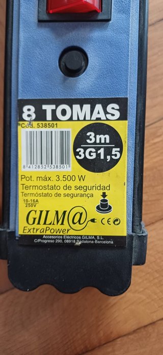 Regleta 64cm 8 Tomas con Interruptor 3m 3.500w