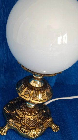 Lámpara Vintage Latón Globo Opalino 30cm