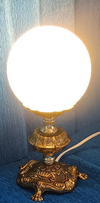 Lámpara Vintage Latón Globo Opalino 30cm