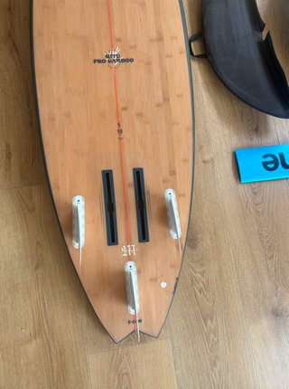 F-One Mitu Pro tabla + Hydrofoil