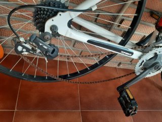 Bicicleta Topbike Roja y Blanca