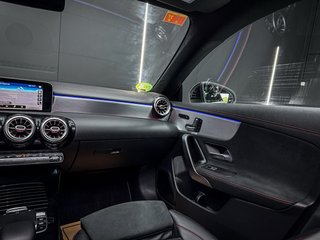 Mercedes-Benz Clase CLA AMG NIGHT