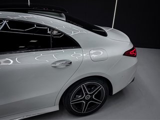 Mercedes-Benz Clase CLA AMG NIGHT