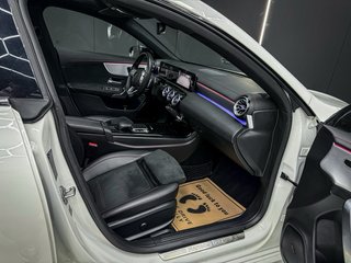 Mercedes-Benz Clase CLA AMG NIGHT