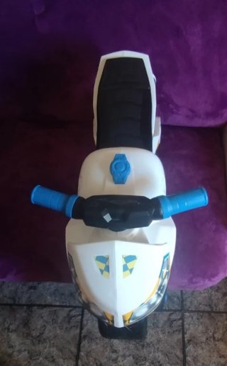 Moto correpasillos policía niños
