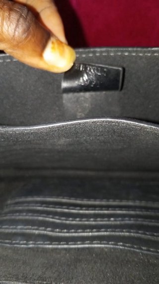 Bolso vintage Fendi Baguette negro y dorado