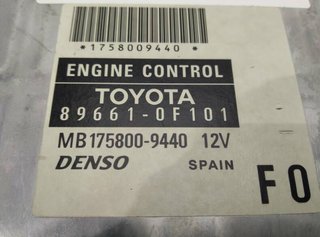 Centralita motor toyota 2824695 896610f101 corolla
