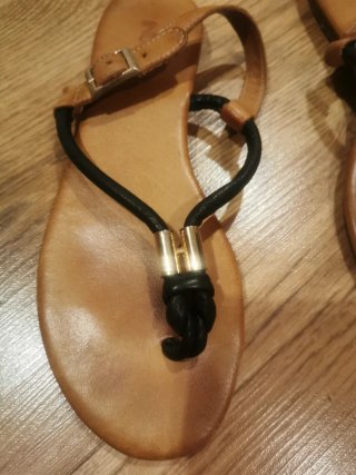 Sandalias de piel