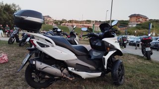 QUADRO QV3 2021 – 16.582 km – Muy cuidada – Garaje