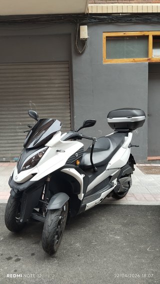 QUADRO QV3 2021 – 16.582 km – Muy cuidada – Garaje