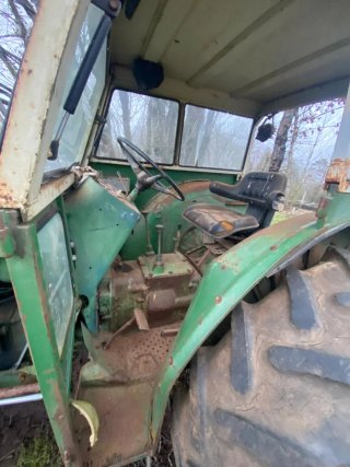 Tractor John Deere 717
