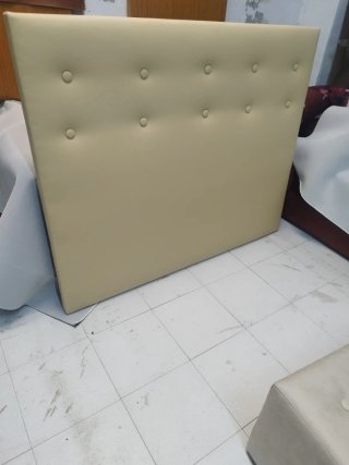 Cabecero Beige  y blanco en polipiel  1,50/1,20