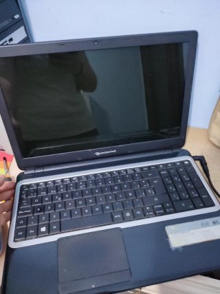 Packard Bell Portátil 6GB RAM 1TB Windows