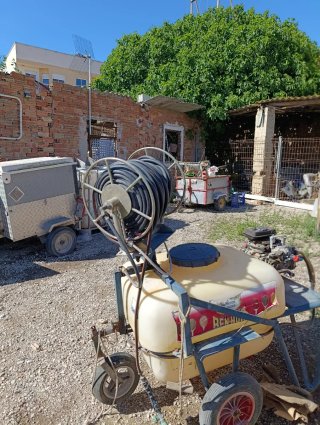 Carretilla de fumigación 200L