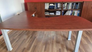 Escritorio de oficina curvo madera y metal