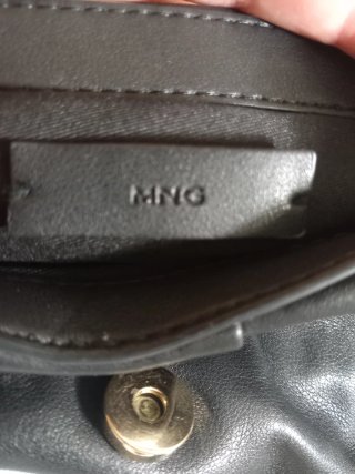 Bolso negro bombonera