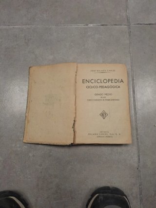 Libro enciclopedia Grado Media