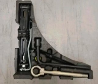 Rueda repuesto+herramienta Peugeot Citroen 16"
