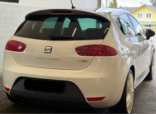 SEAT Leon CUPRA R310 White Edition 2011