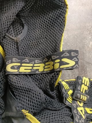 Pechera y rodilleras moto cross