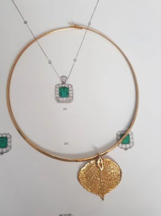 Collana vintage foglia placcata oro 24k