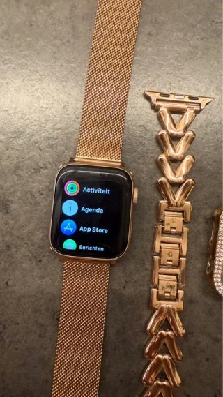 Apple Watch Series 4 Dorado Rose Gold