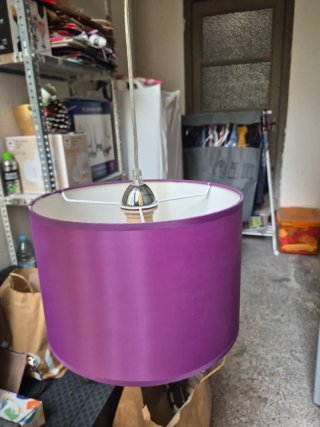 Lámpara colgante morada de tela