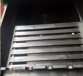 Mesa estilo maleta con ruedas