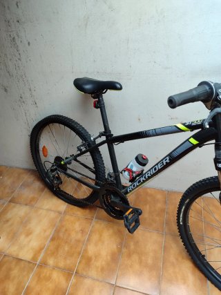 Bicicleta Rockrider Negra y Amarilla