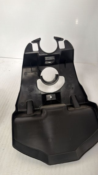 Defensa para Suzuki, AH 100 R. Ref 53182-09E00