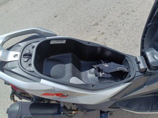 Aprilia SR GT 125 2023 Maxi Scooter