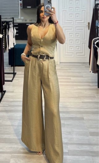 Pantalón Zara Dorado Ancho