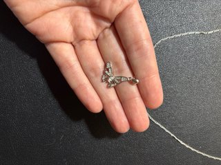 Colgante mariposa plata 925 con circonitas.