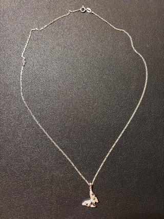 Colgante mariposa plata 925 con circonitas.