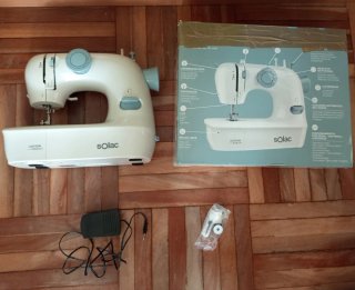 Máquina de coser Solac