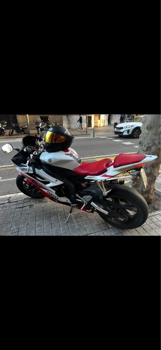 Yamaha R6r 2007 Roja y Blanca