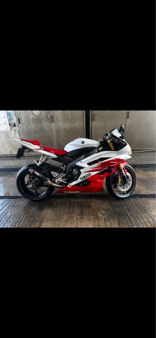 Yamaha R6r 2007 Roja y Blanca