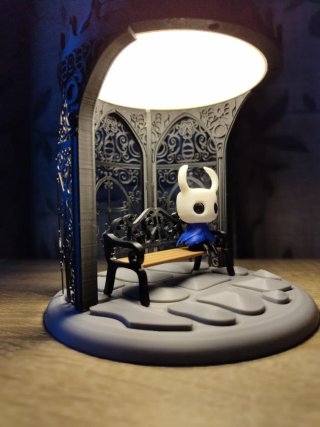 Lámpara LED Hollow Knight