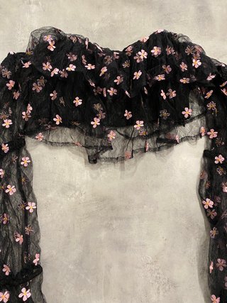 Top Lovers + Friends nero fiori rosa S
