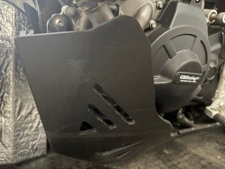 Aprilia Tuareg 660 Negra y Roja