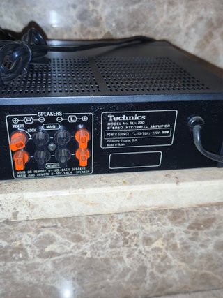 Amplificador Technics SU-700 Stereo